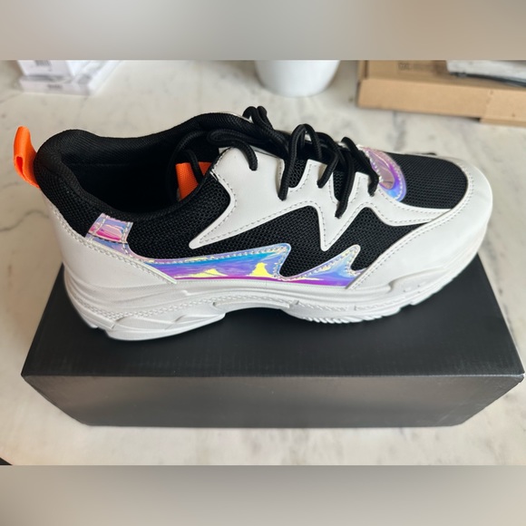 ❗️SOLD❗️NIB, CHUNKY HOLOGRAPHIC SNEAKERS - Picture 7 of 11